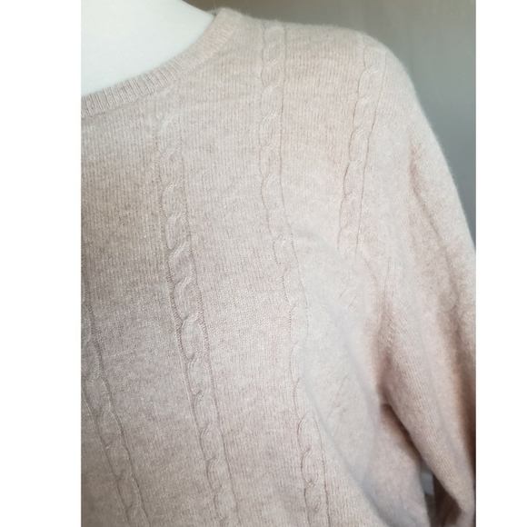 Cashmere Tan Cable Knit Sweater Soft Cozy Warm Luxe Crewneck Pullover Womens 44 - Picture 5 of 10